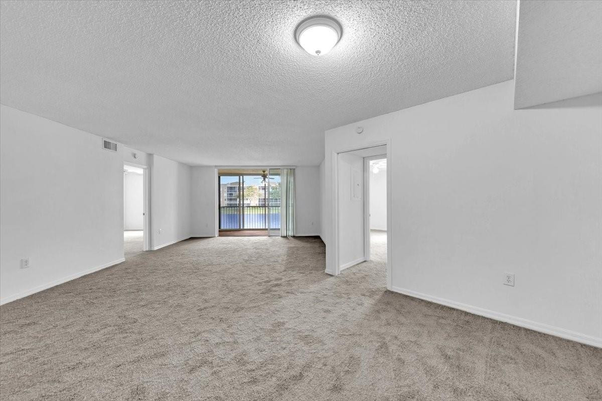 Trent Condo / Kings Point - Residential