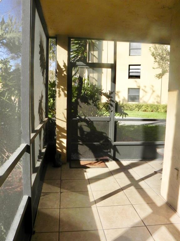 LAKESIDE - Residential