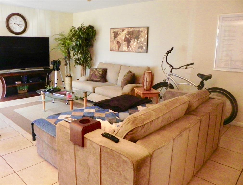 LAKESIDE - Residential