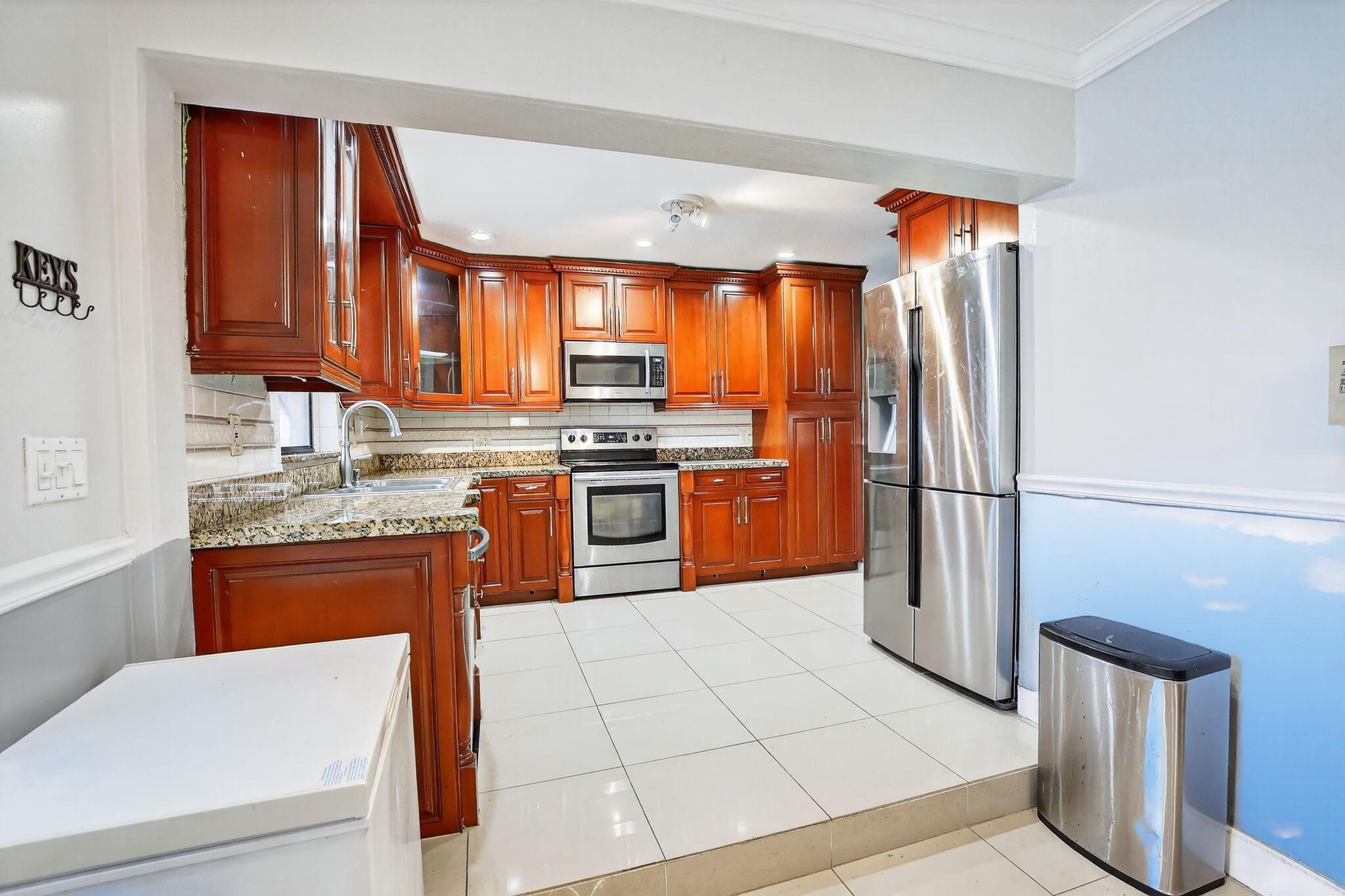 MIRAMAR ISLES SEC 1 - Residential