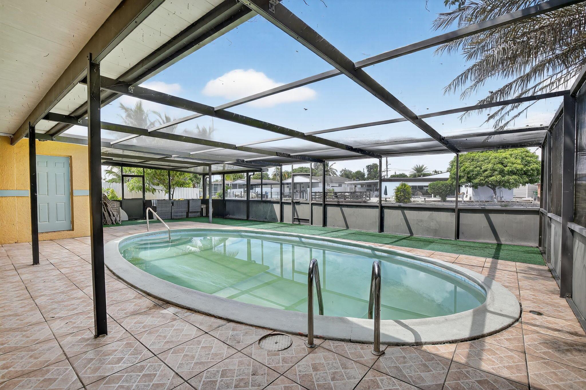 MIRAMAR ISLES SEC 1 - Residential