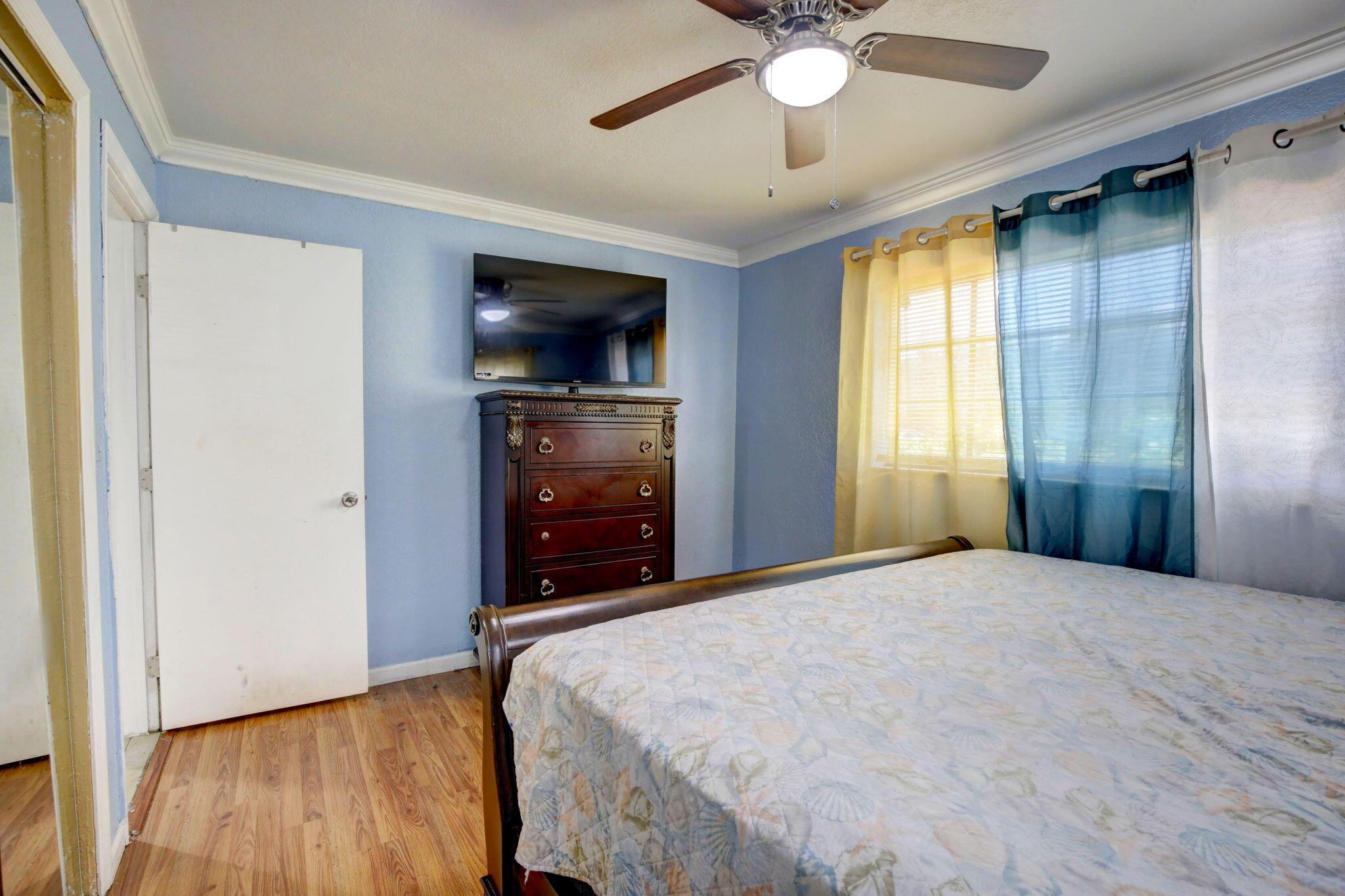 MIRAMAR ISLES SEC 1 - Residential