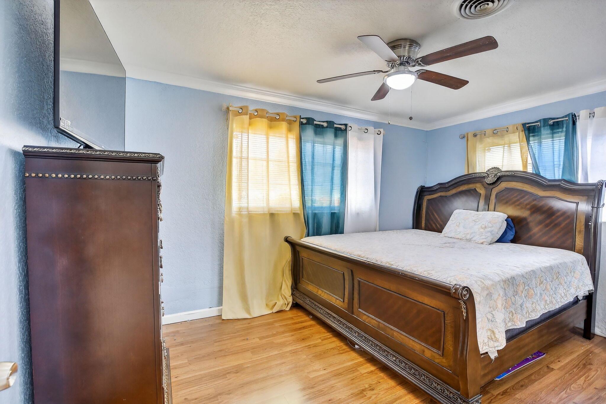 MIRAMAR ISLES SEC 1 - Residential
