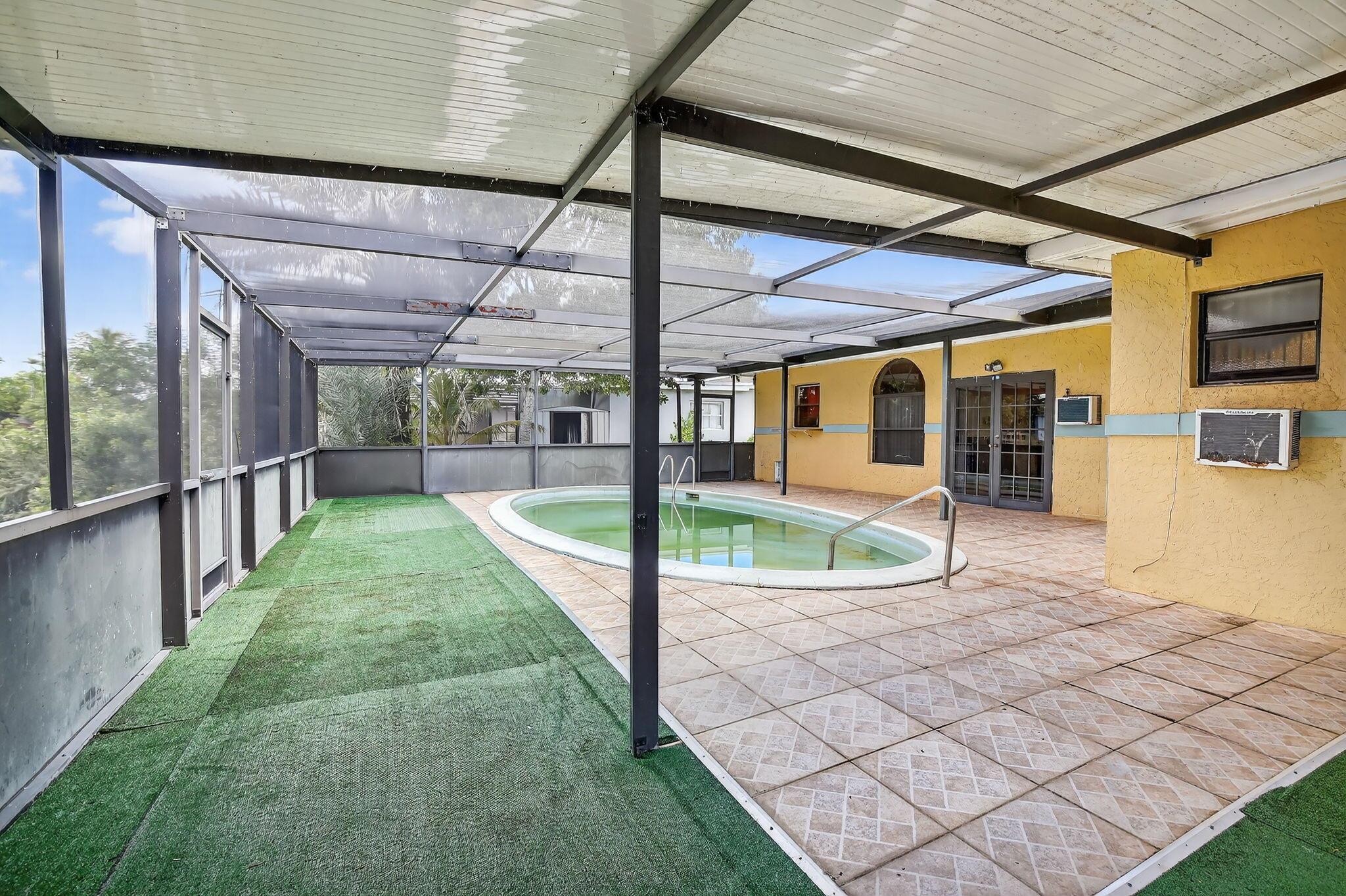 MIRAMAR ISLES SEC 1 - Residential