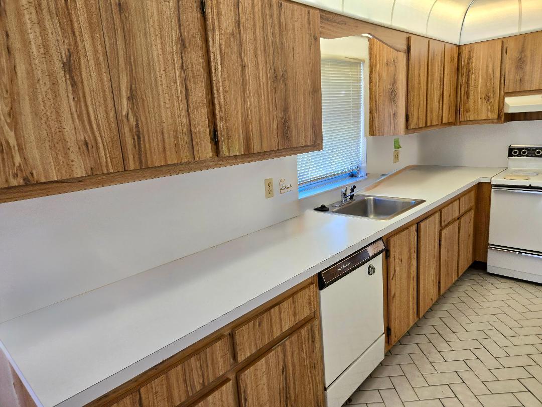 PALM GREENS AT VILLA DEL RAY CONDO II - Residential