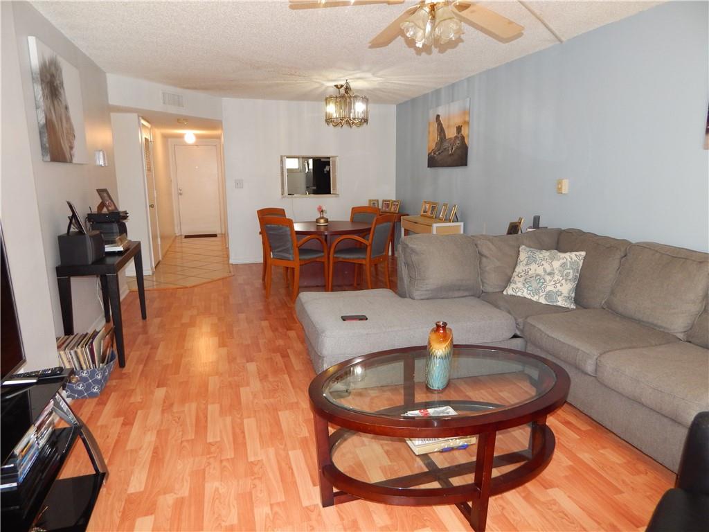 SHERWOOD SQUARE - Residential