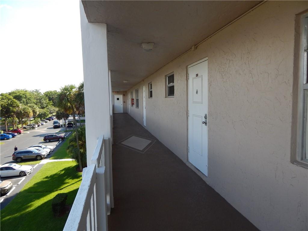 SHERWOOD SQUARE - Residential
