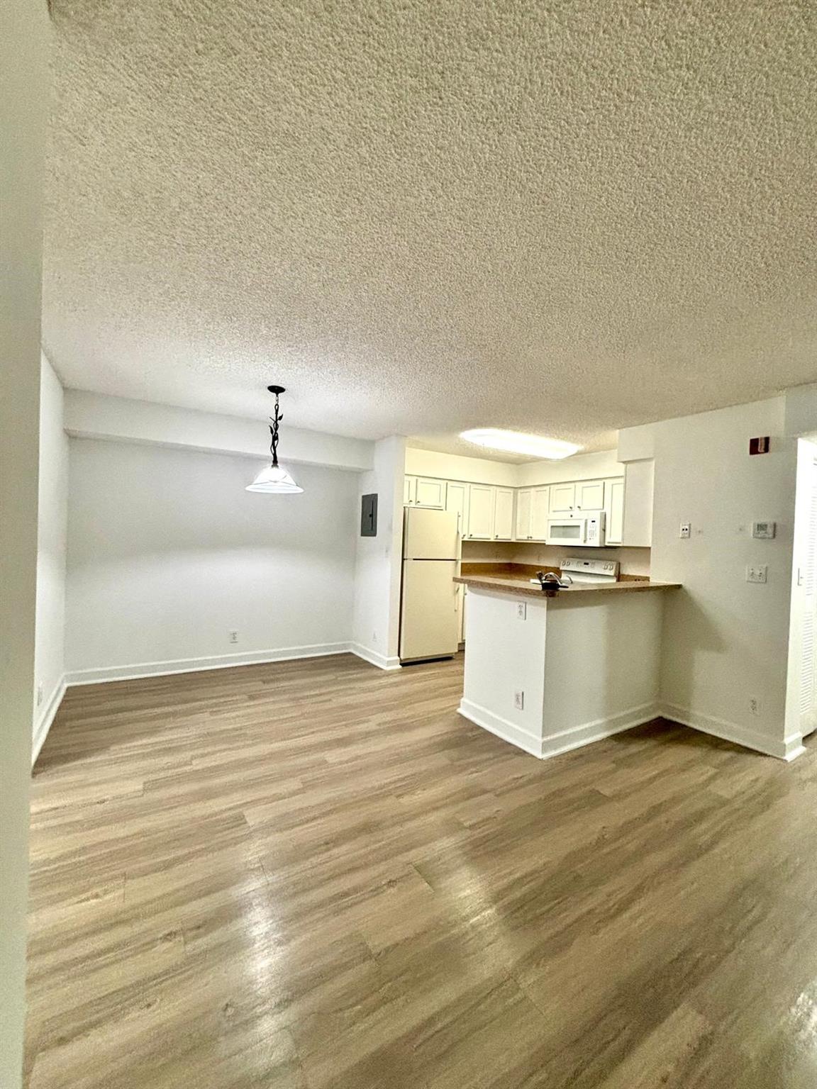 South Palm Place Condo - Residential Lease