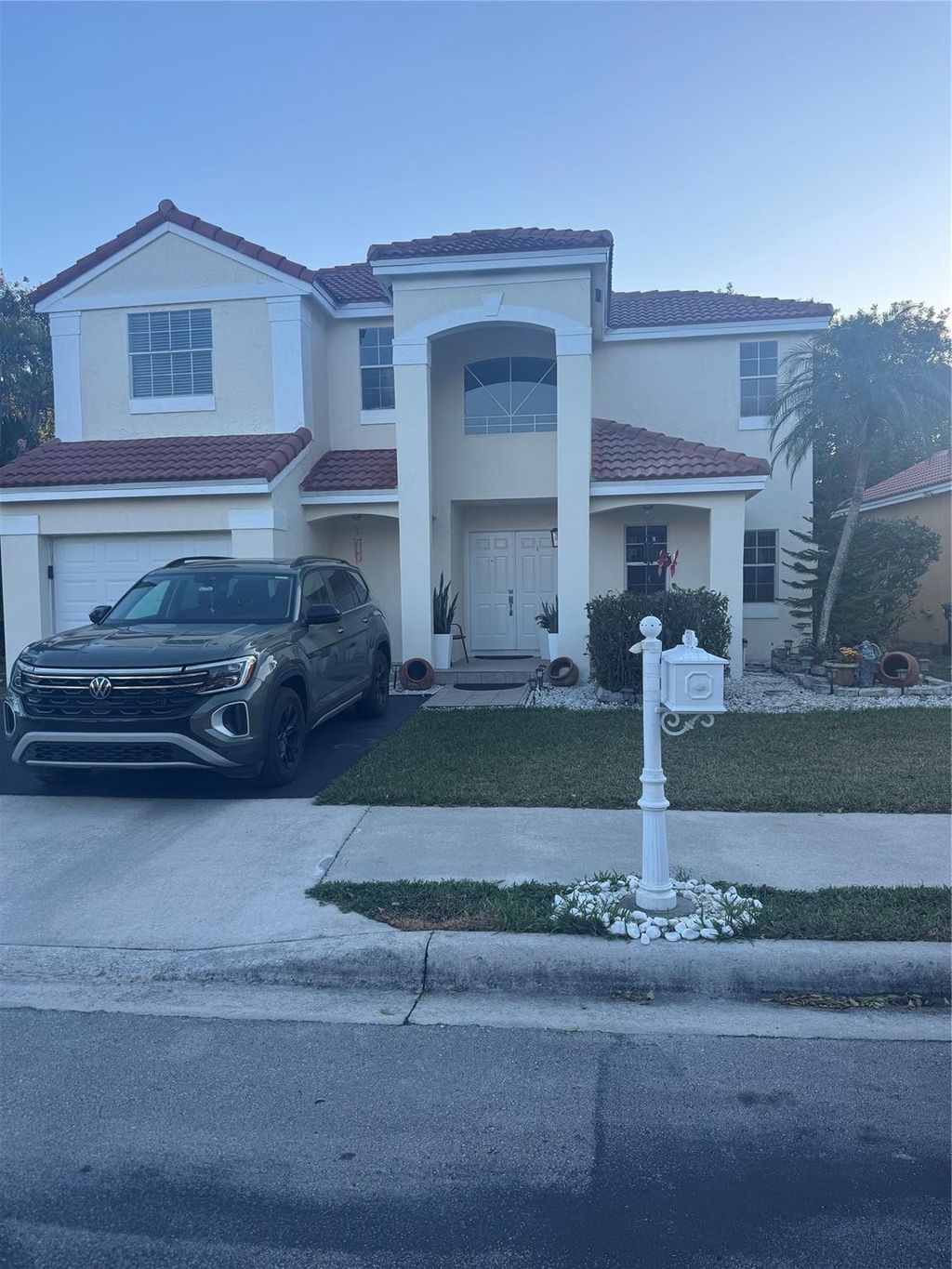Photo of 593 Bedford Avenue, Weston, FL 33326 (MLS # F10555130)