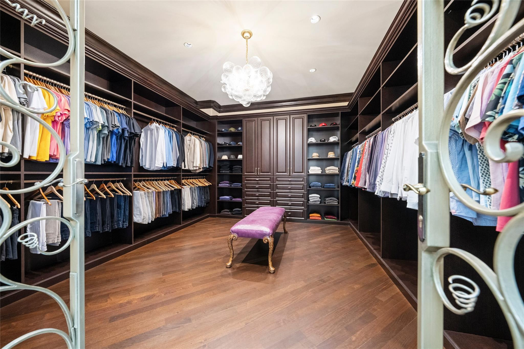 Isla Bahia 47-27 B - Residential