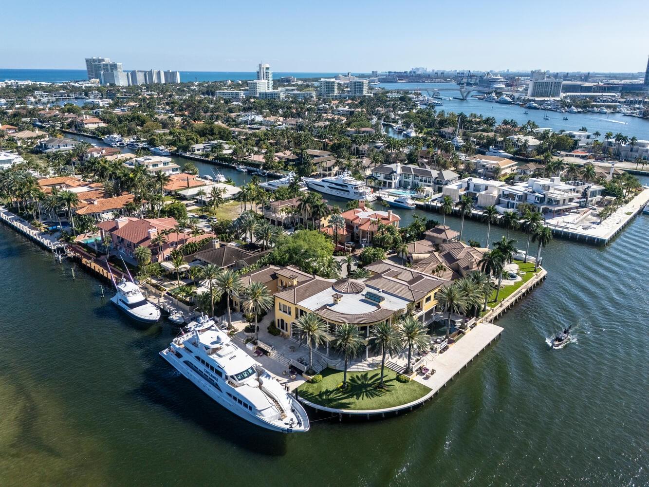 Isla Bahia 47-27 B - Residential