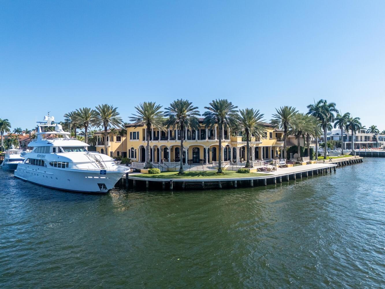 Isla Bahia 47-27 B - Residential