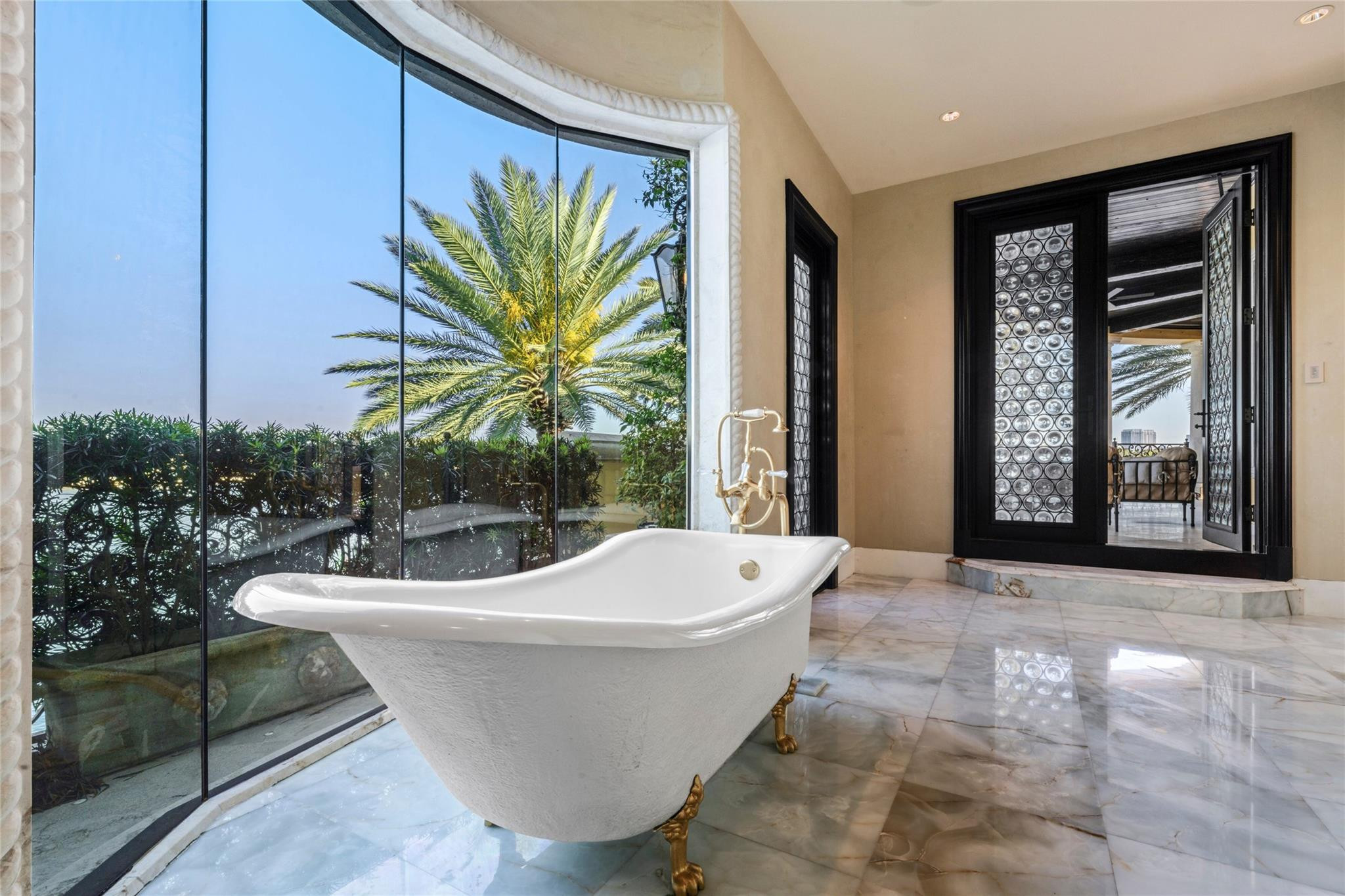 Isla Bahia 47-27 B - Residential