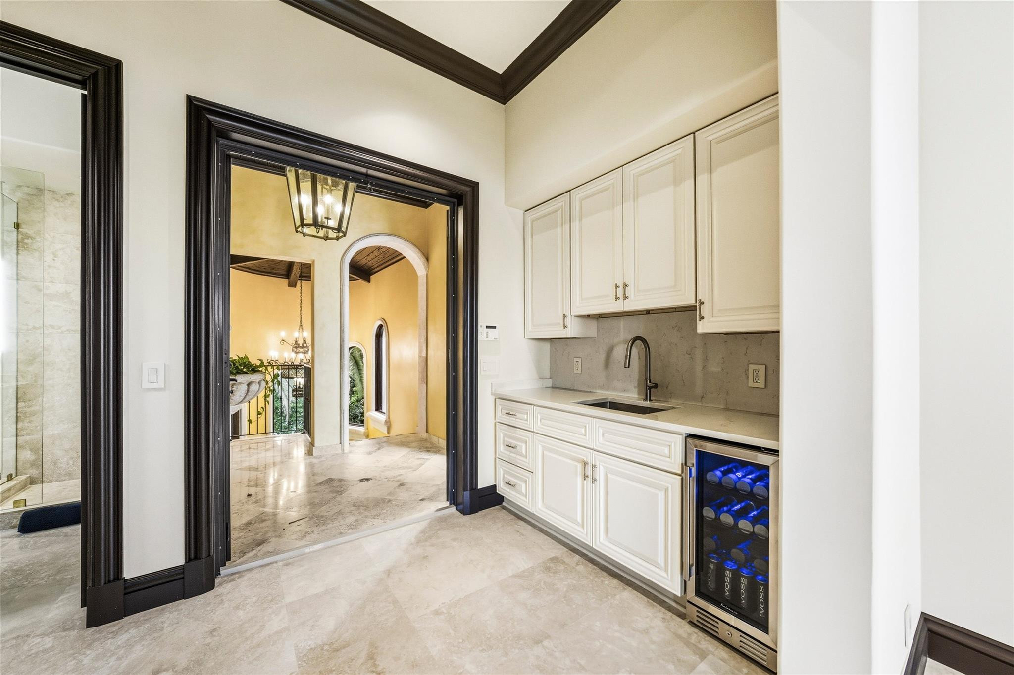 Isla Bahia 47-27 B - Residential