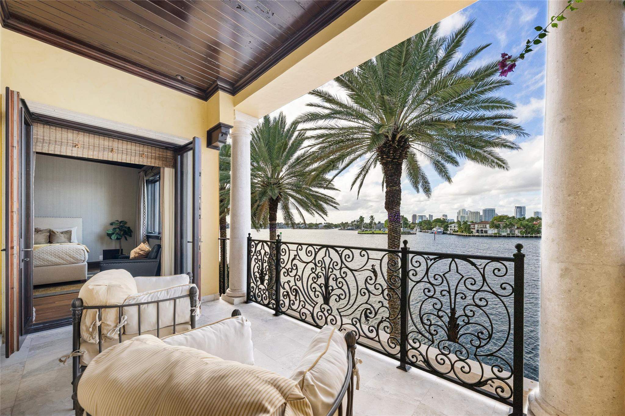 Isla Bahia 47-27 B - Residential