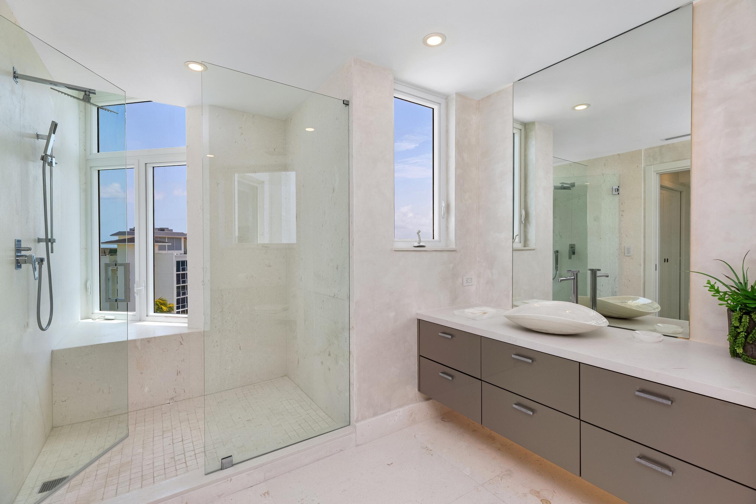 PRESIDENTIAL PLACE CONDO - Residential