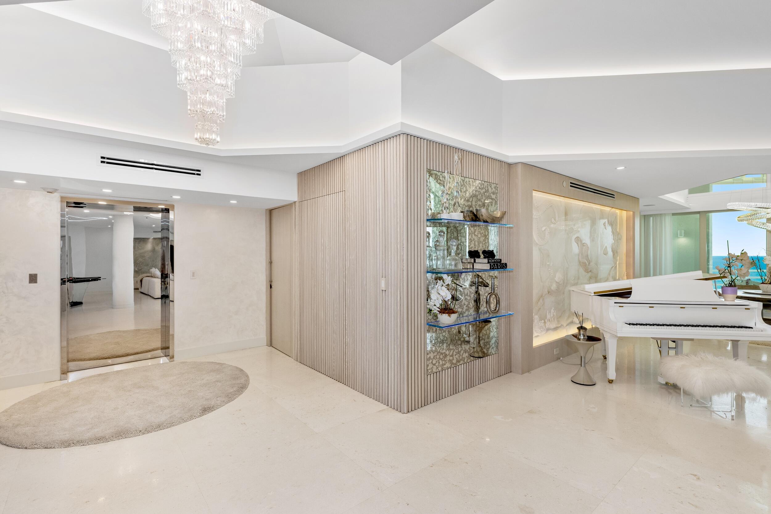 PRESIDENTIAL PLACE CONDO - Residential