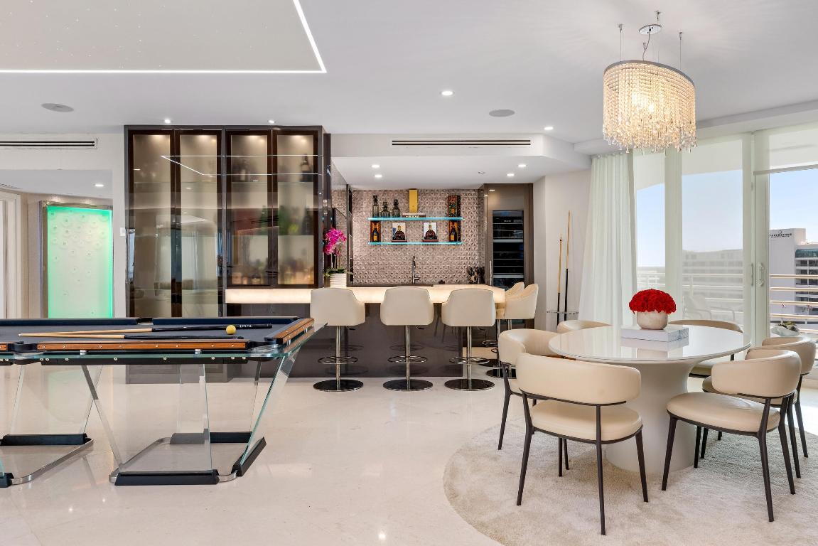 PRESIDENTIAL PLACE CONDO - Residential