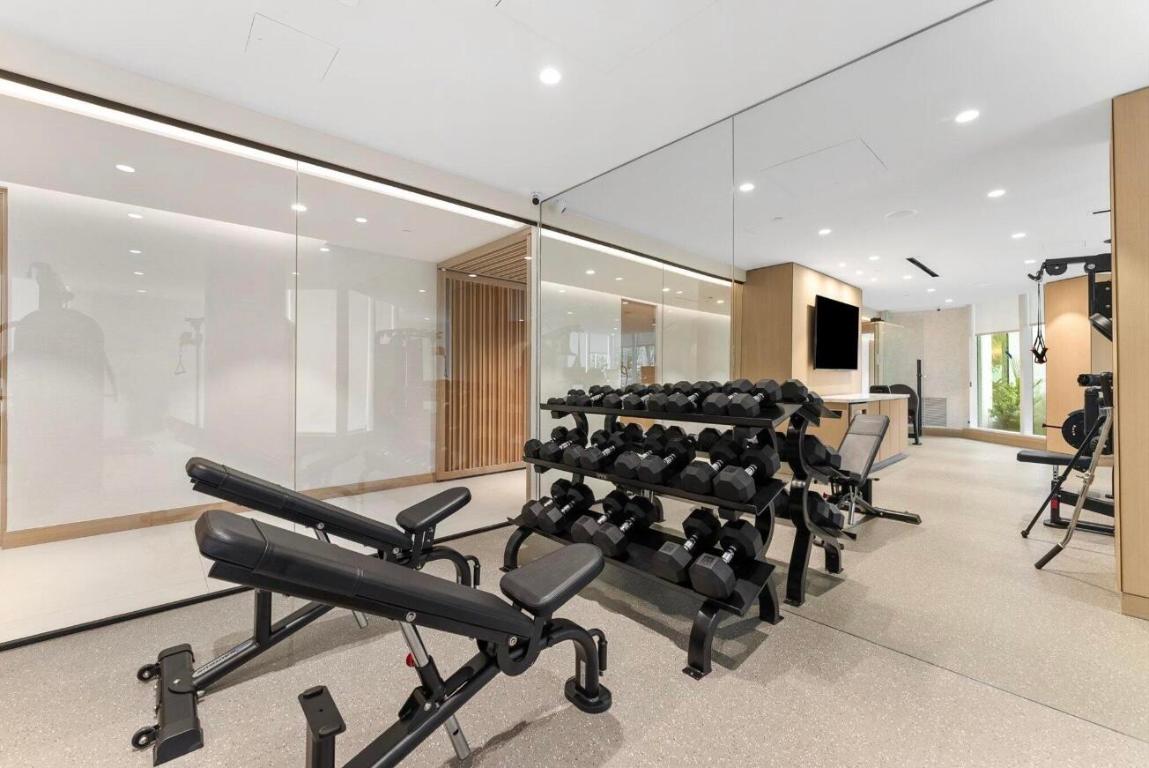 PRESIDENTIAL PLACE CONDO - Residential