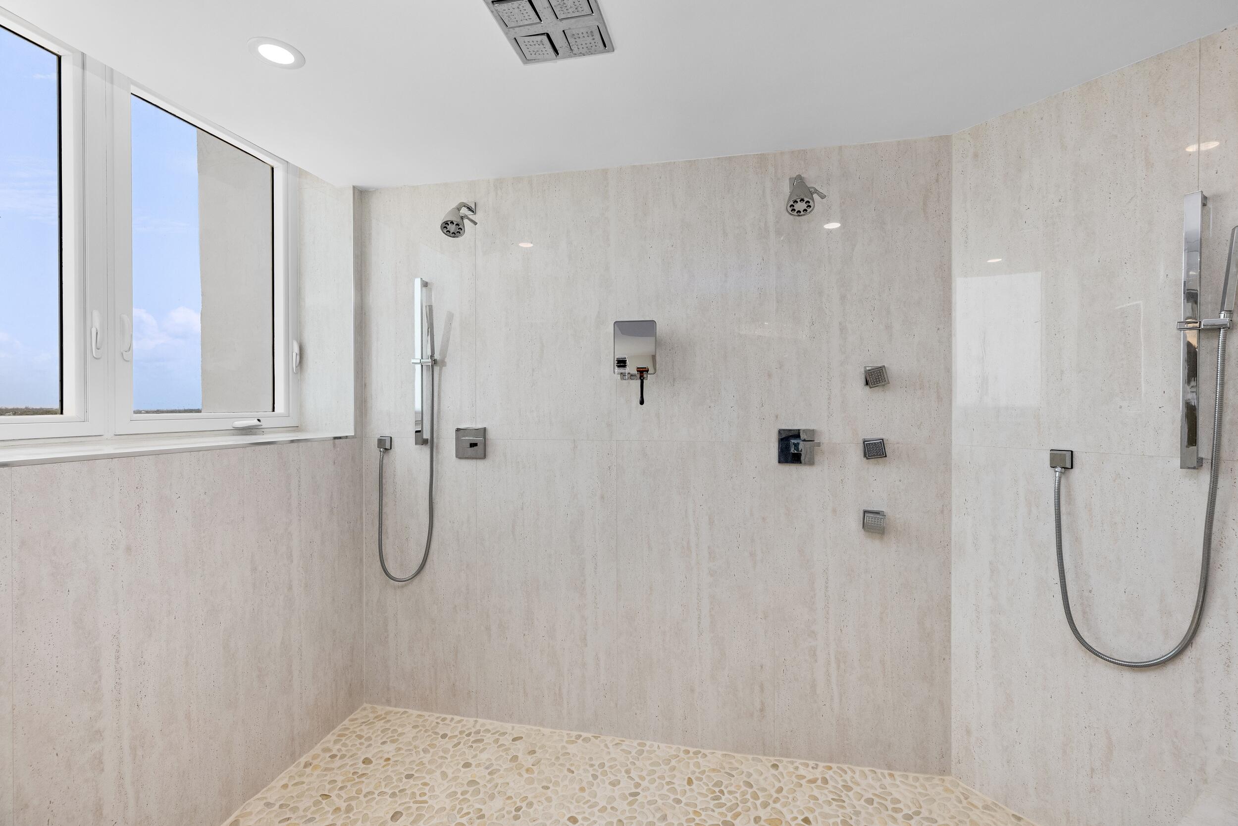 PRESIDENTIAL PLACE CONDO - Residential