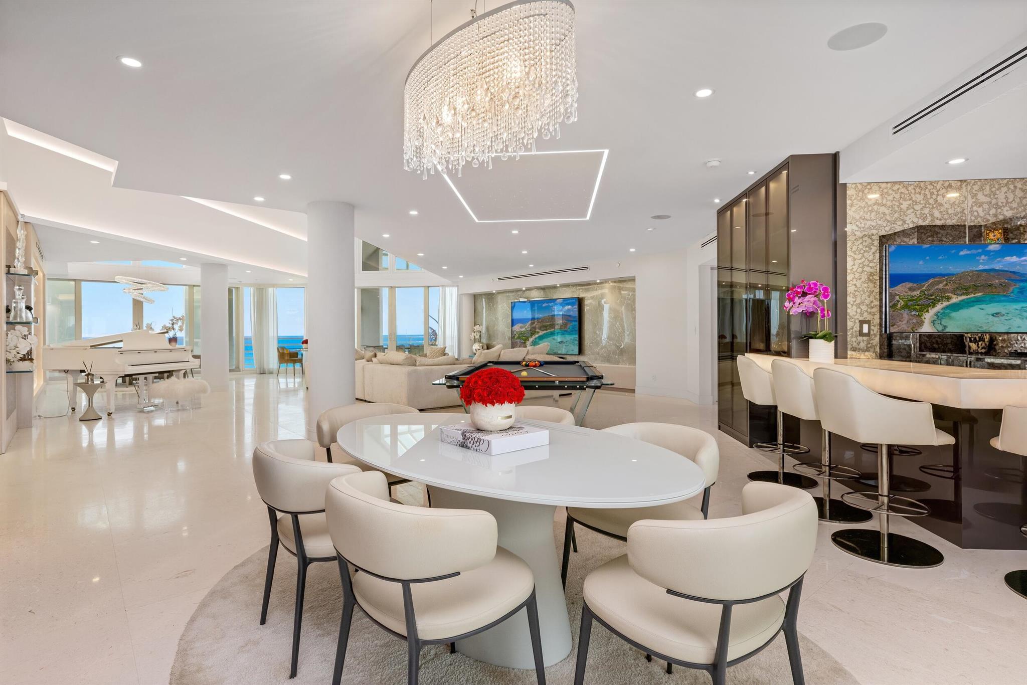 PRESIDENTIAL PLACE CONDO - Residential