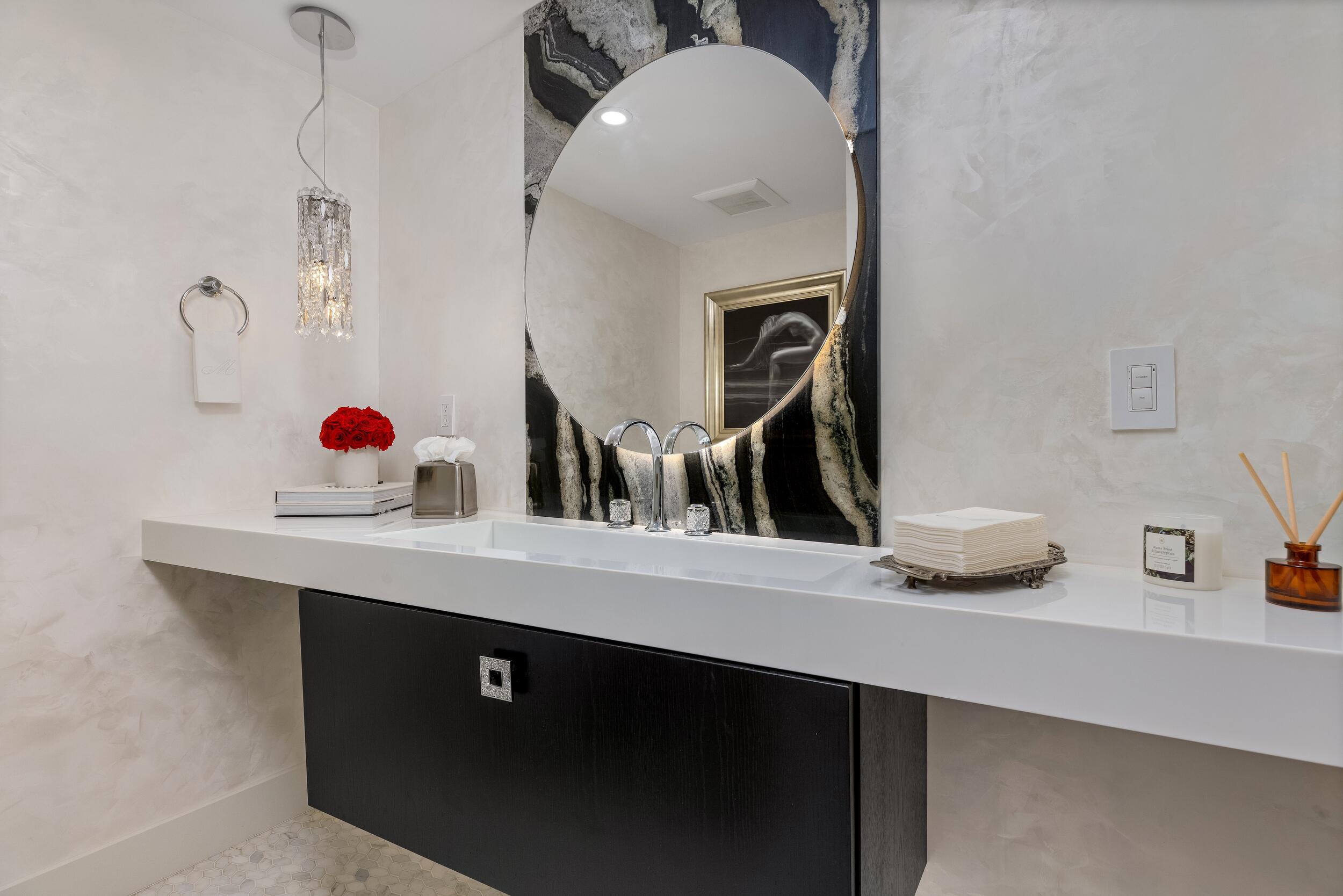 PRESIDENTIAL PLACE CONDO - Residential