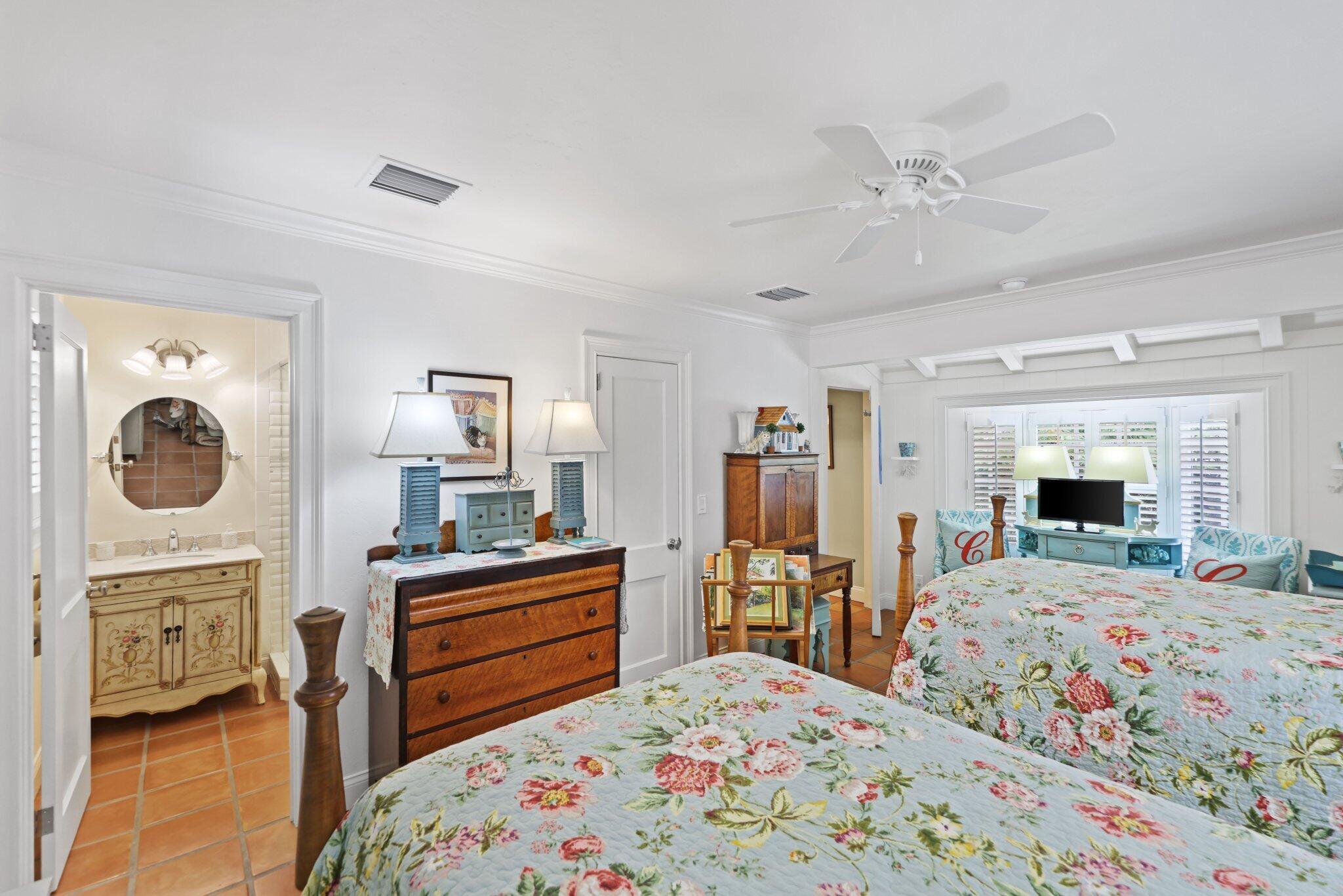 LAS PALMAS SUB - Residential