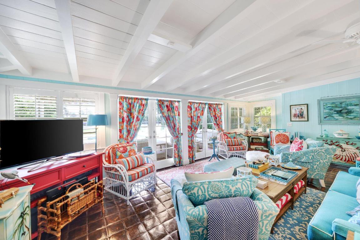 LAS PALMAS SUB - Residential