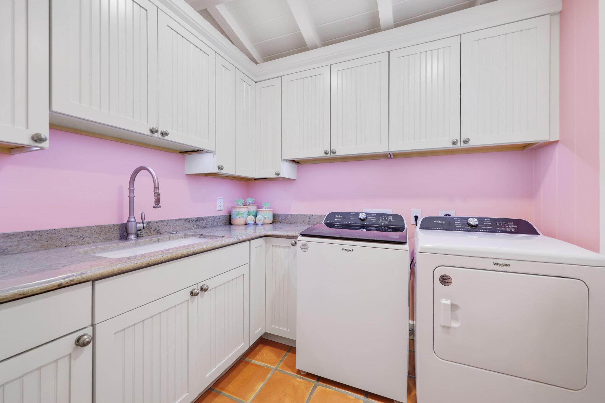 LAS PALMAS SUB - Residential