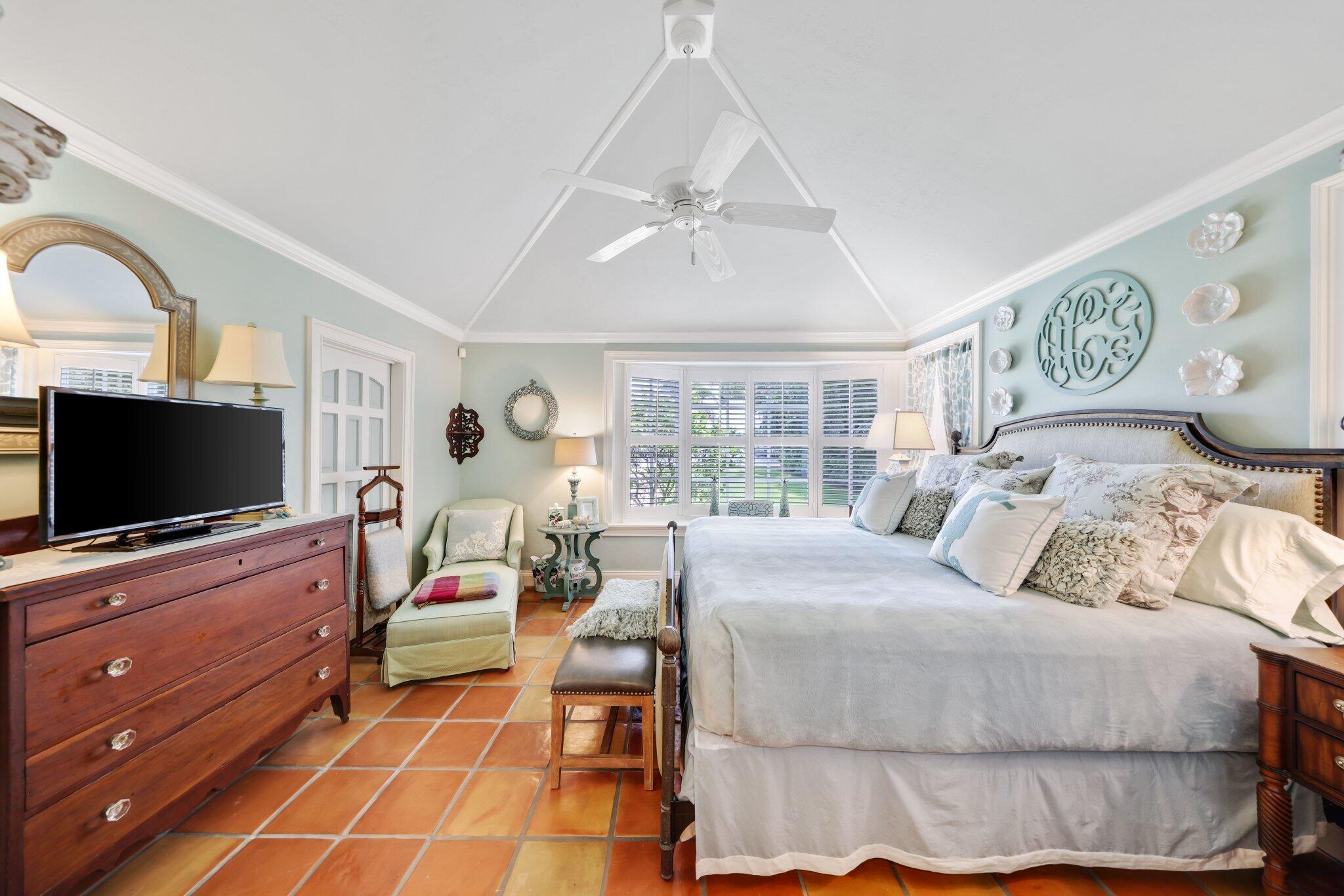 LAS PALMAS SUB - Residential