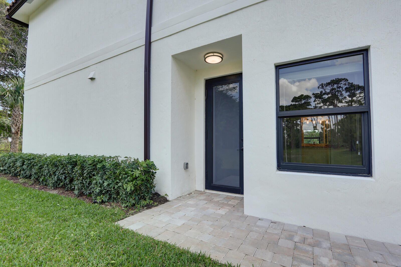 382 Bella Sol Way