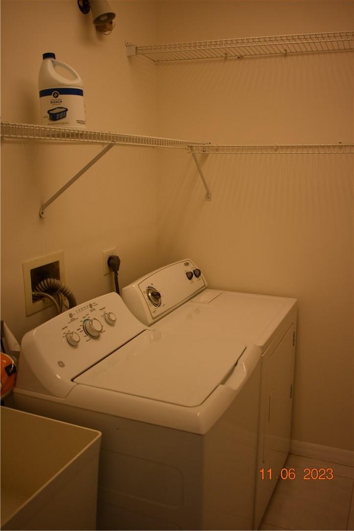 Pembroke Lakes South 119- - Residential