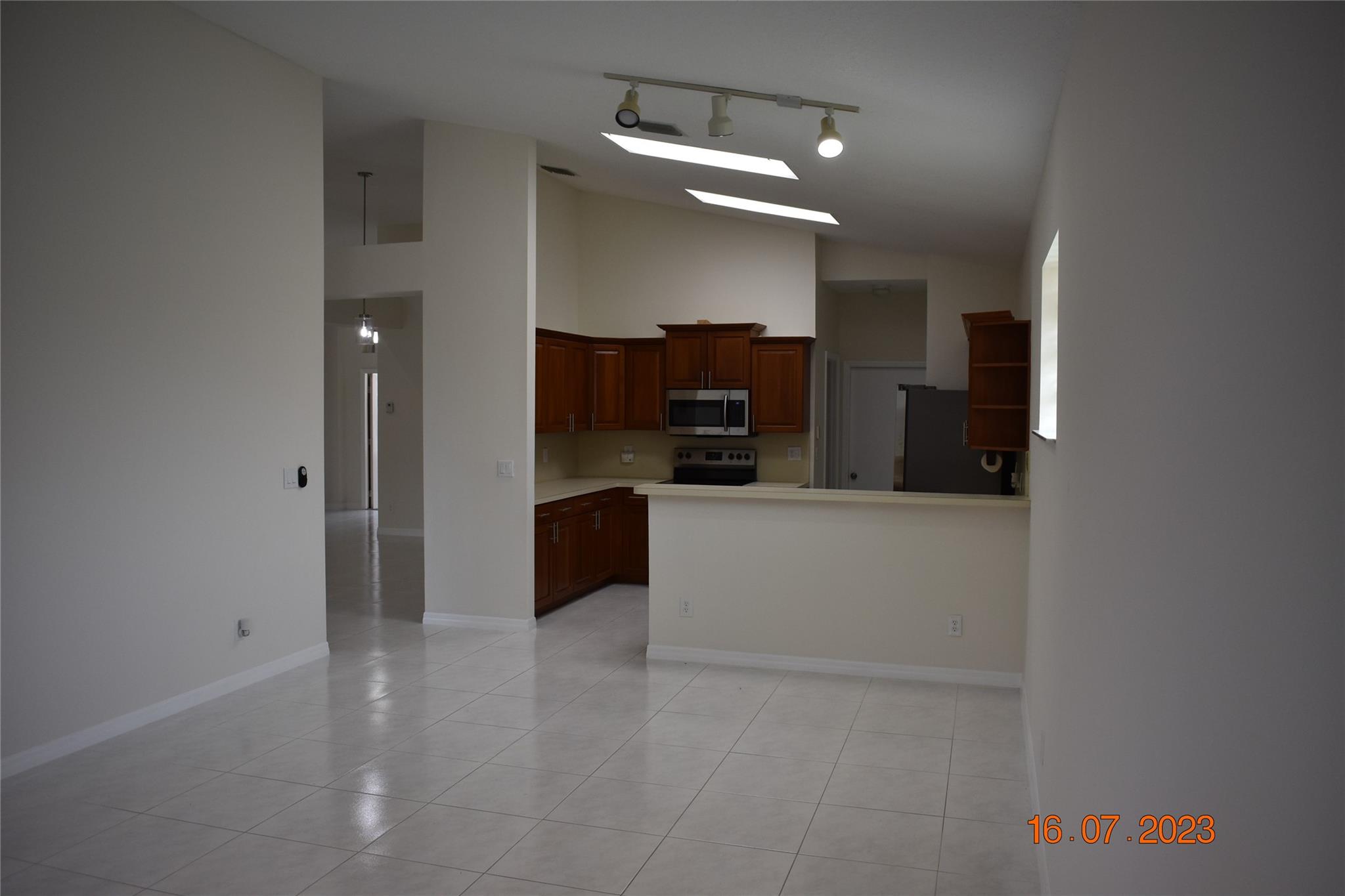 Pembroke Lakes South 119- - Residential
