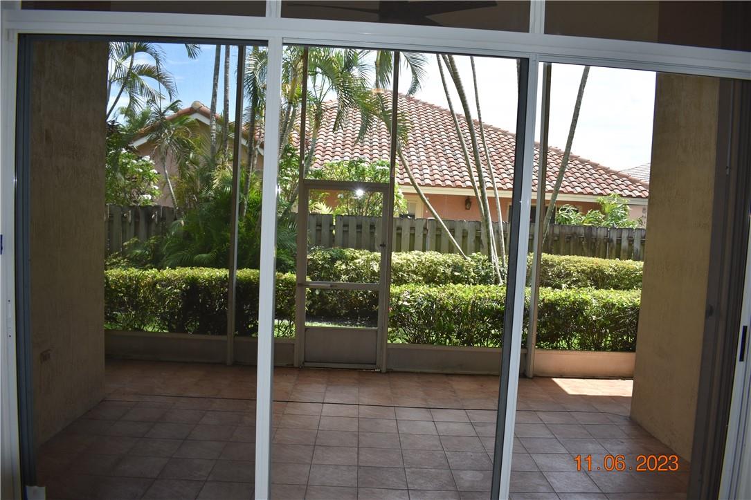 Pembroke Lakes South 119- - Residential
