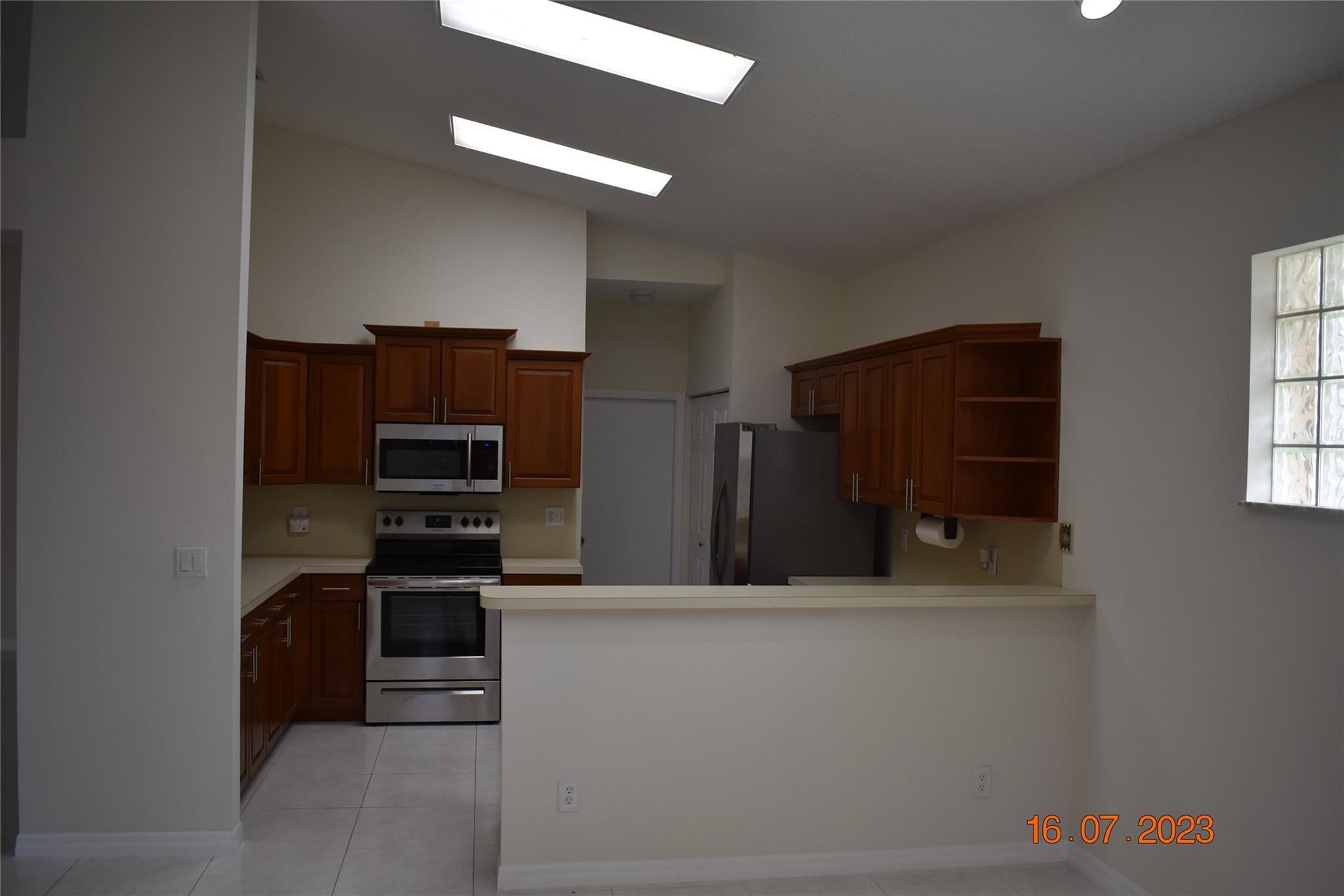 Pembroke Lakes South 119- - Residential