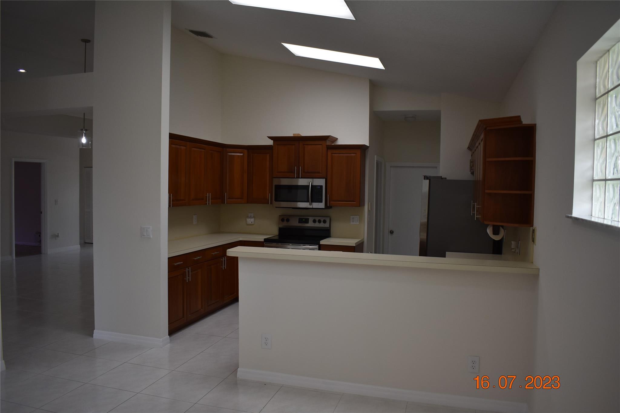 Pembroke Lakes South 119- - Residential