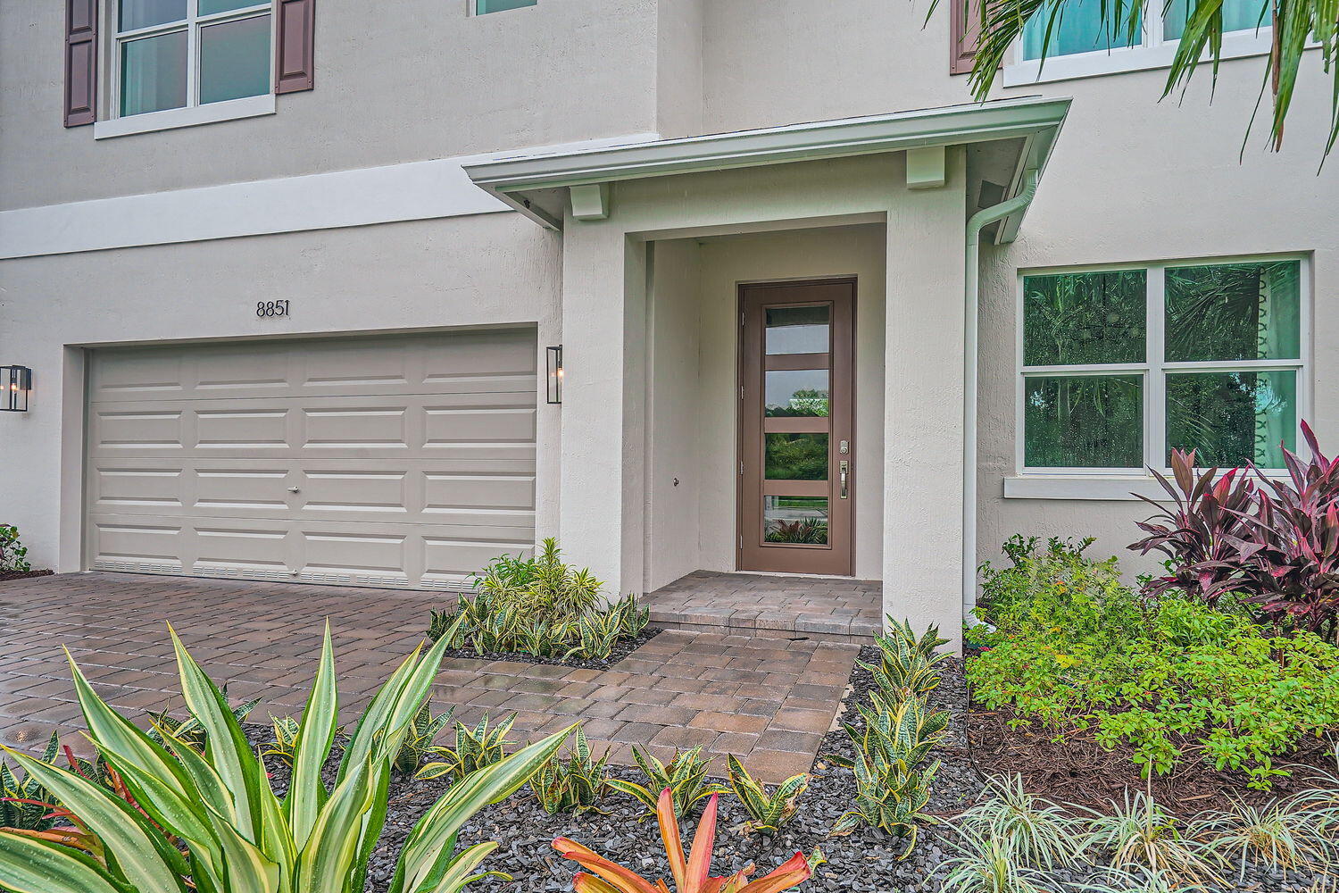 8851 SW Kanner Oaks Drive