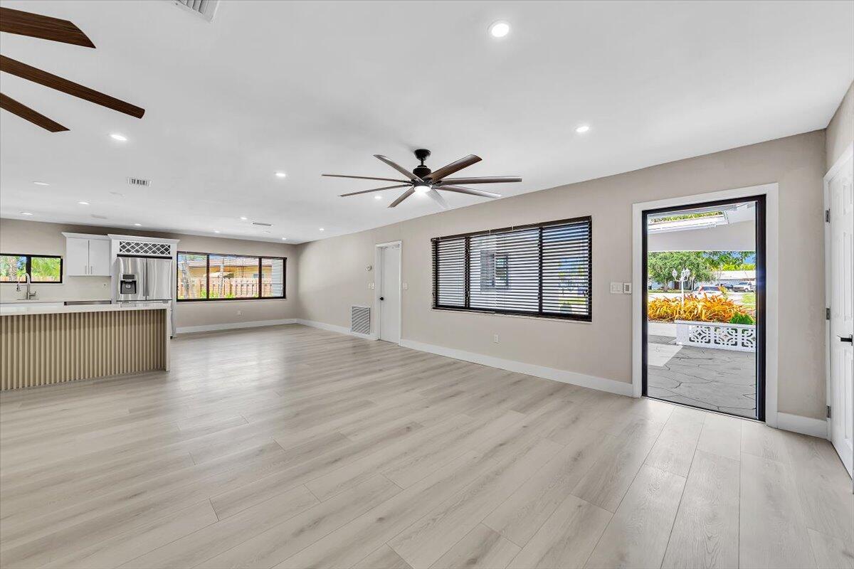 BOULEVARD HEIGHTS SECTION - Residential