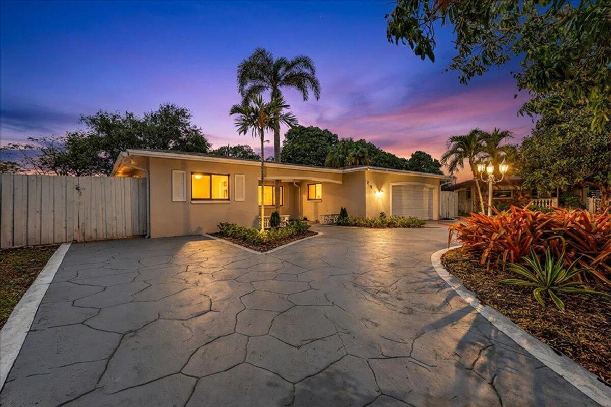 BOULEVARD HEIGHTS SECTION - Residential