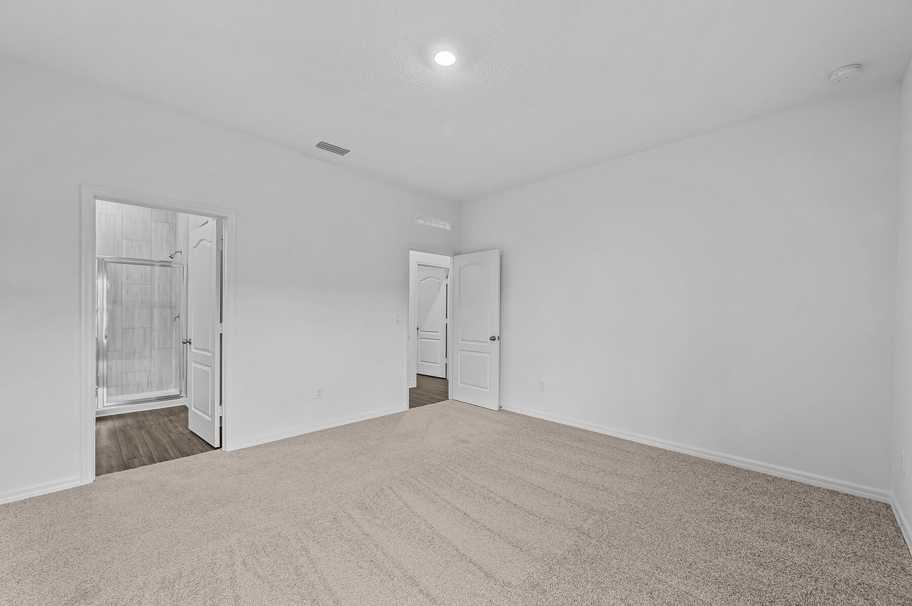 VERO LAKE ESTATES UNIT H - Residential