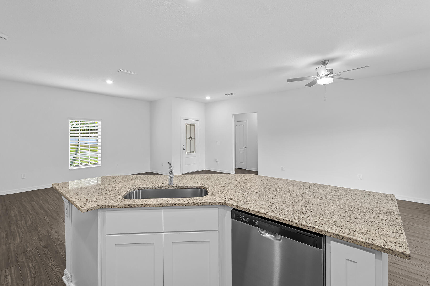 VERO LAKE ESTATES UNIT H - Residential