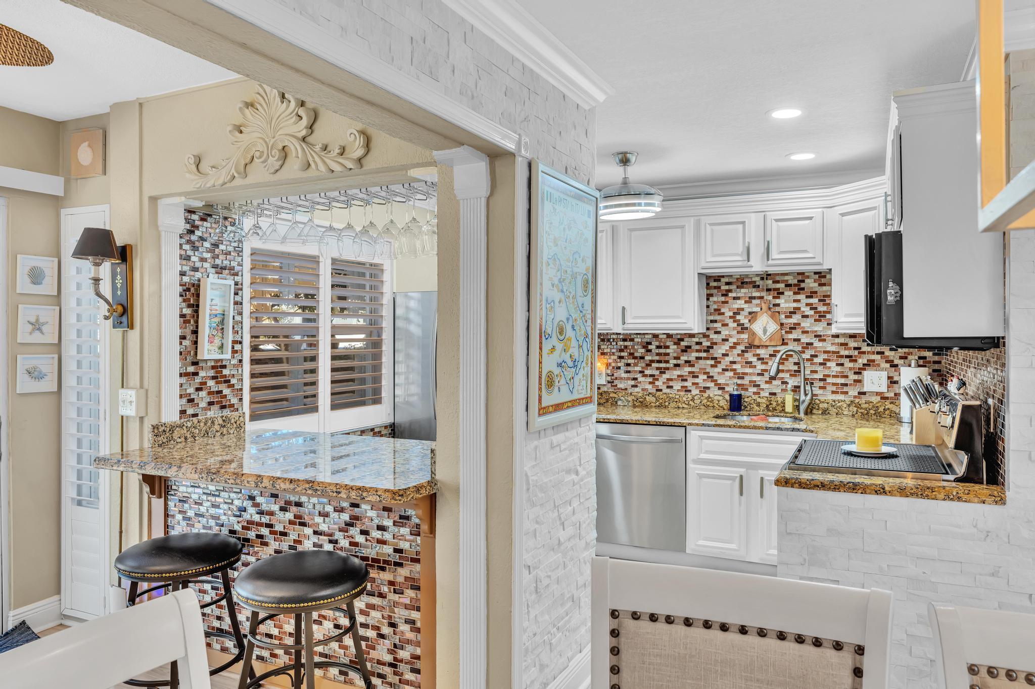 34 Colonial Club Drive 101