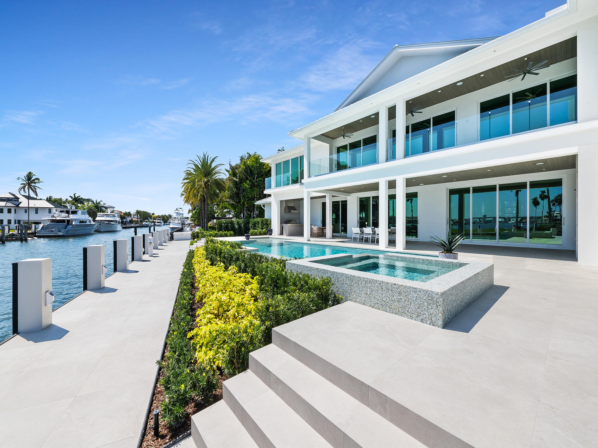 SUNRISE POINT - Residential