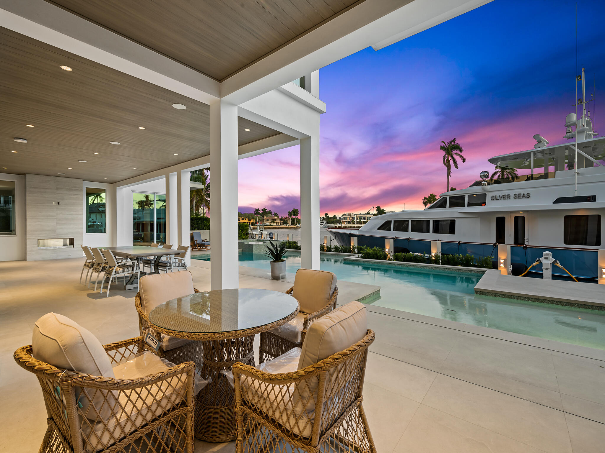 SUNRISE POINT - Residential