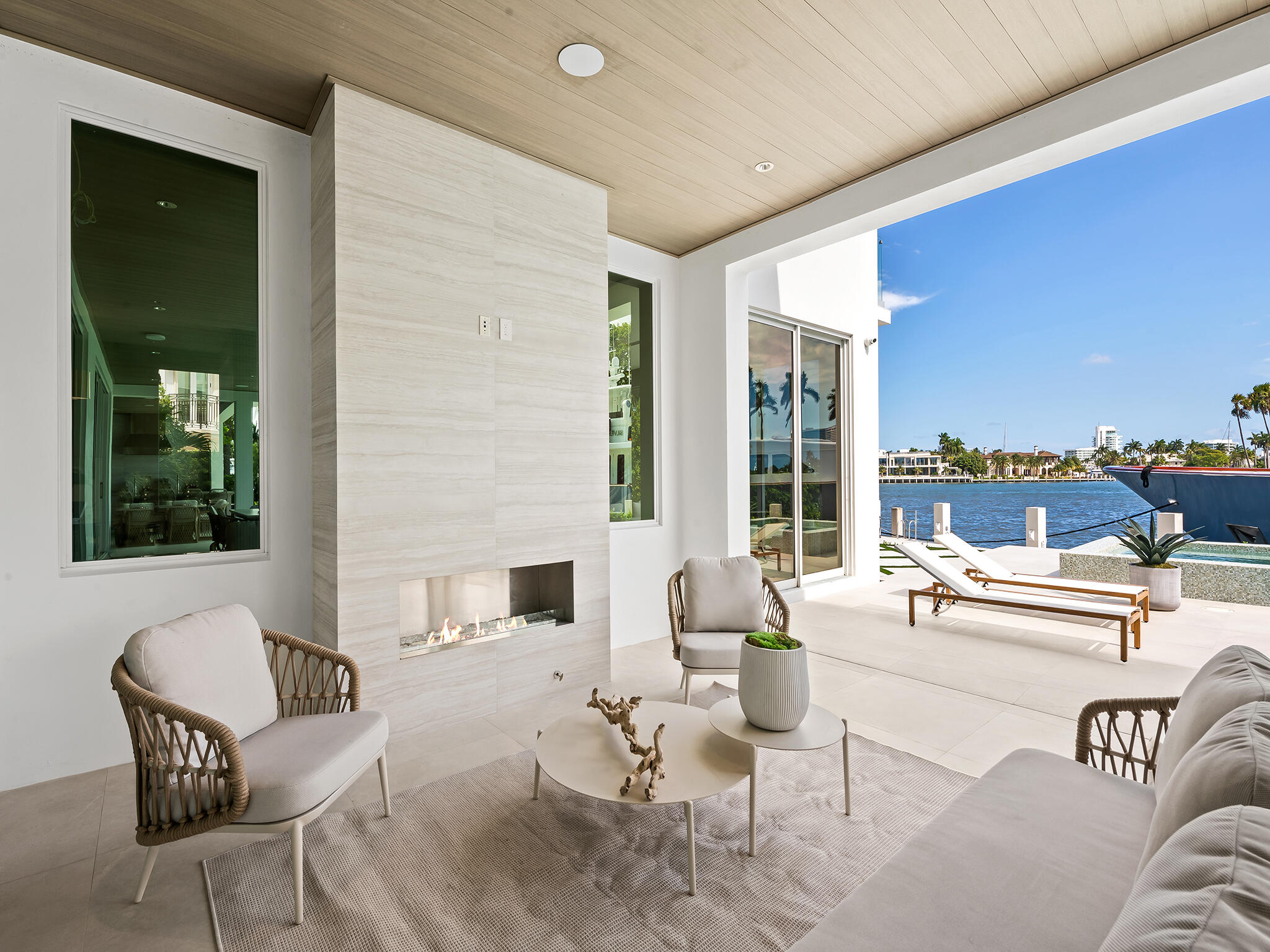 RIO VISTA - Residential
