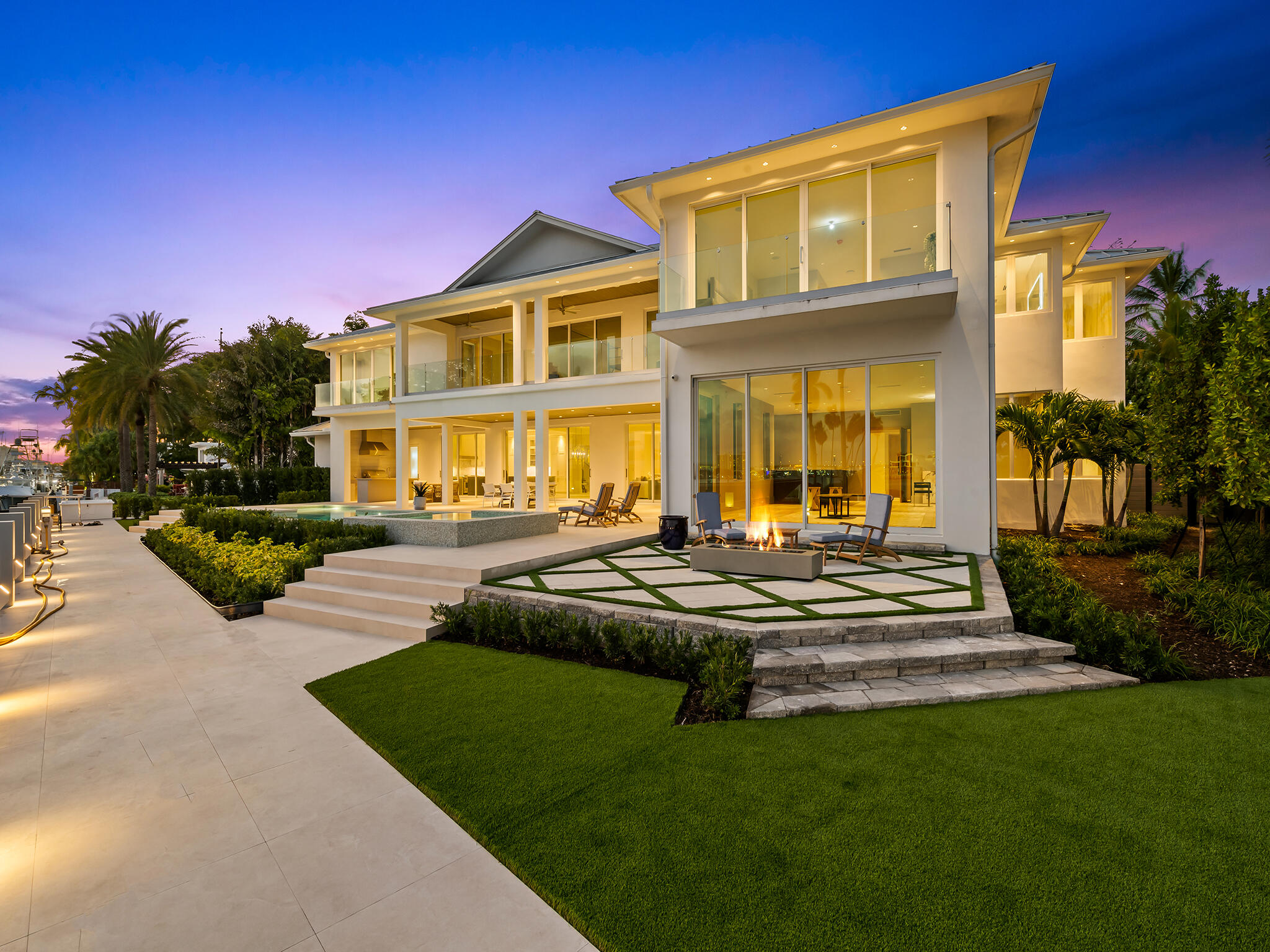 SUNRISE POINT - Residential