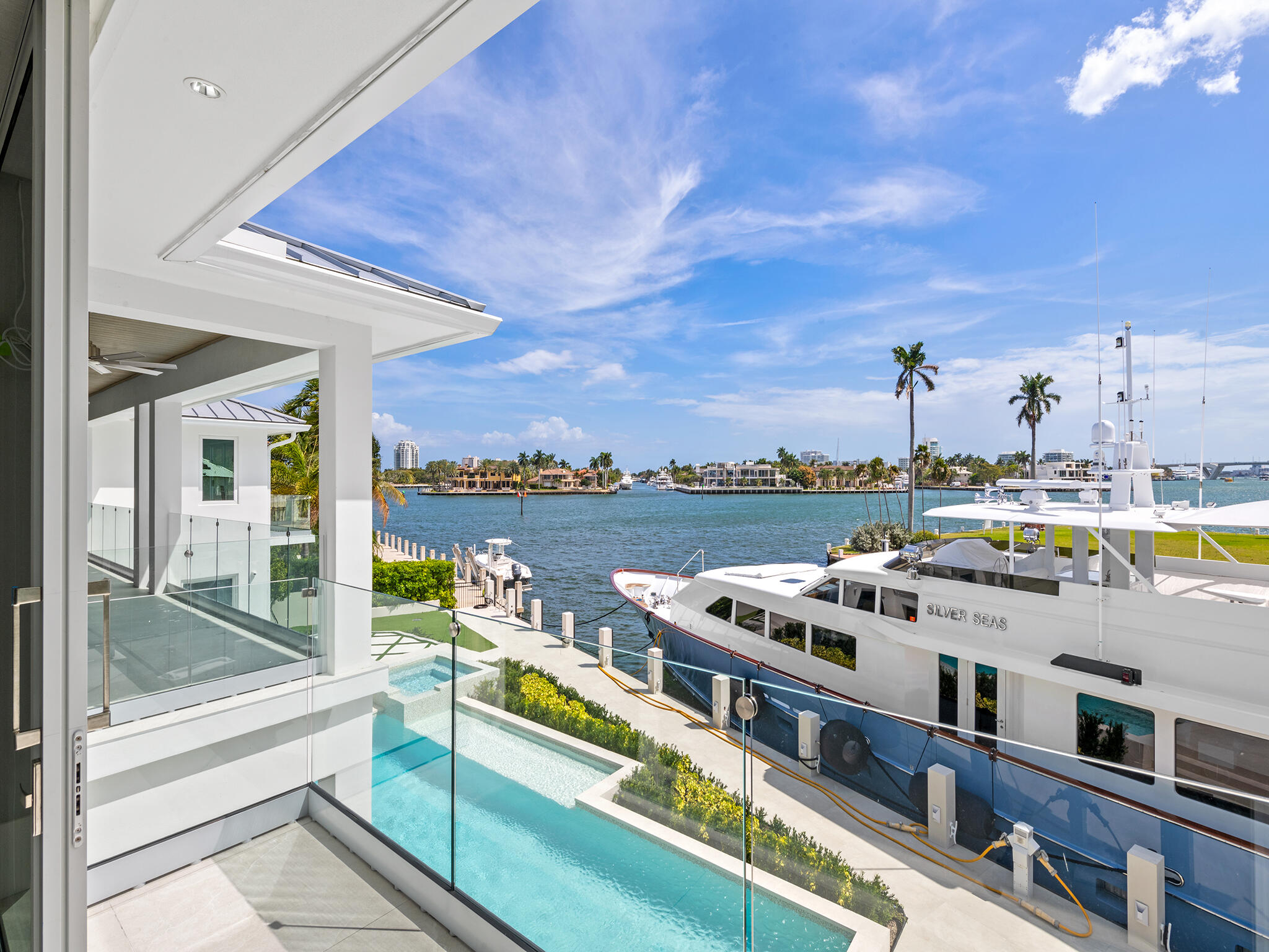 SUNRISE POINT - Residential