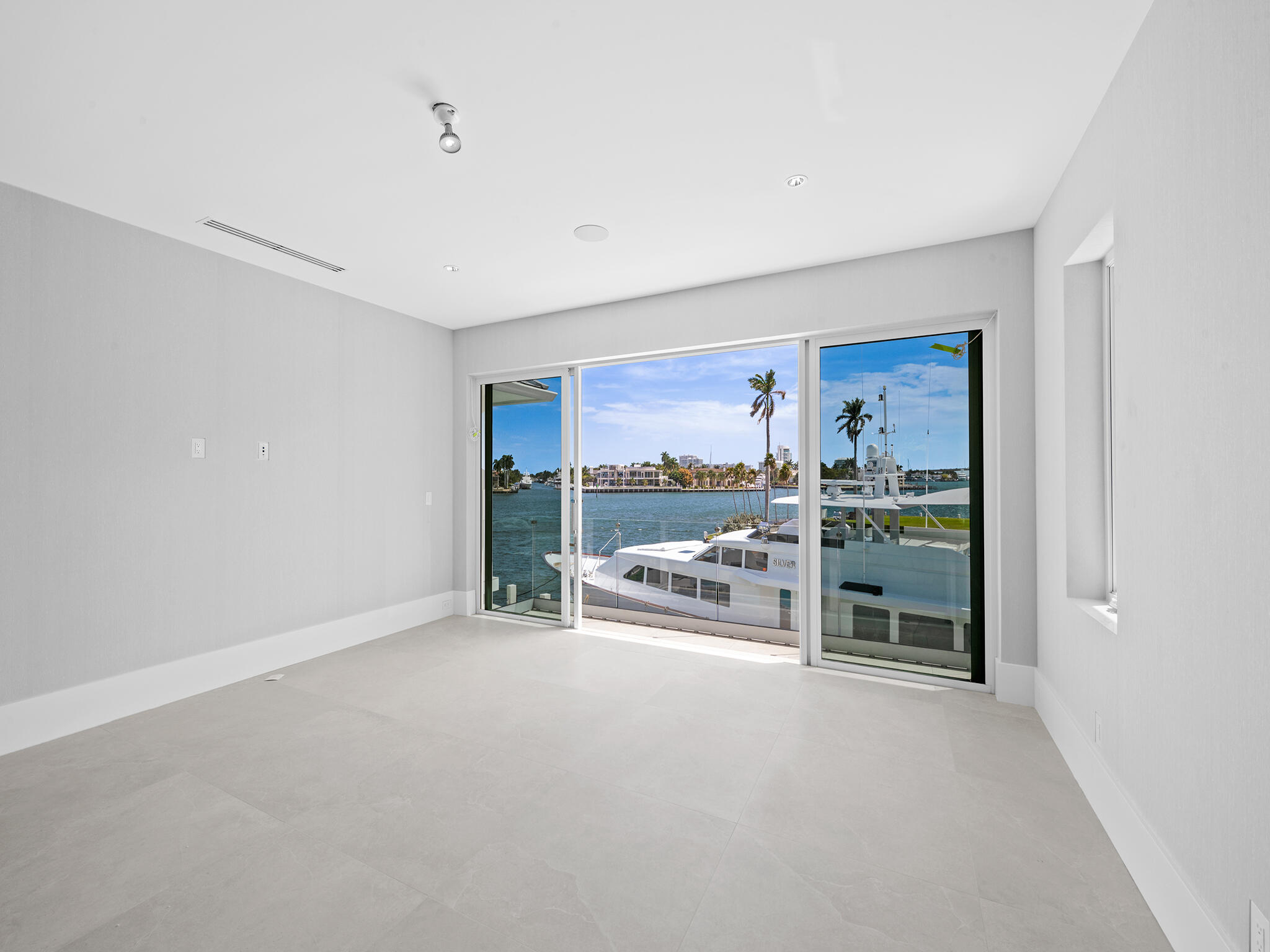 SUNRISE POINT - Residential