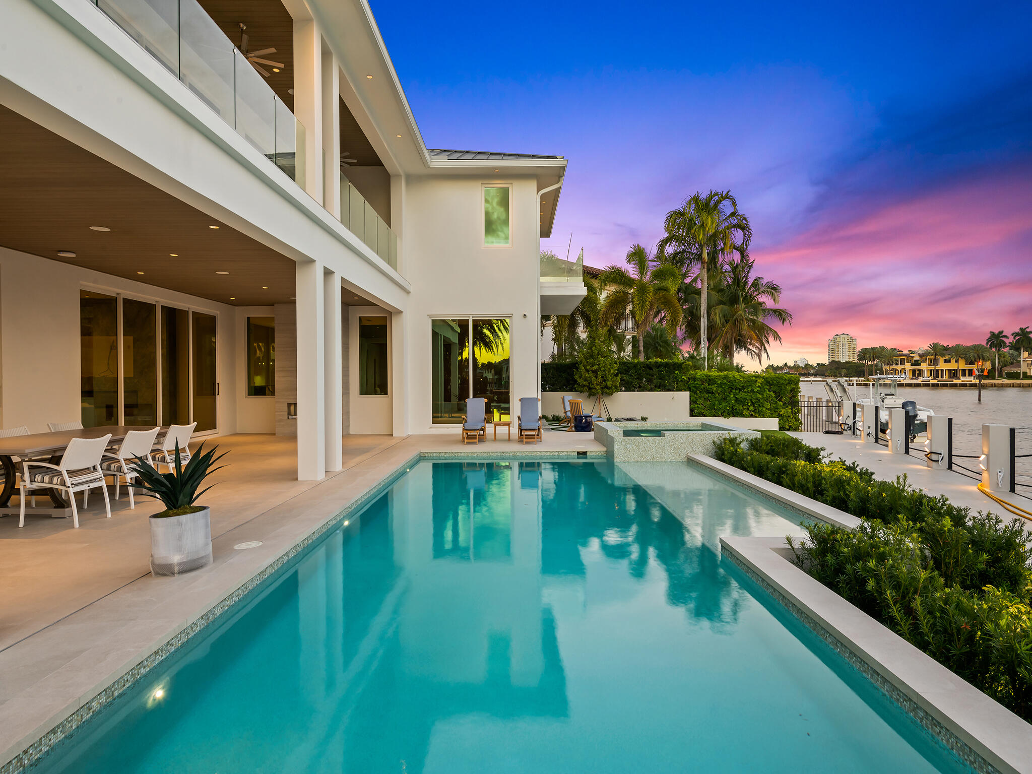 SUNRISE POINT - Residential