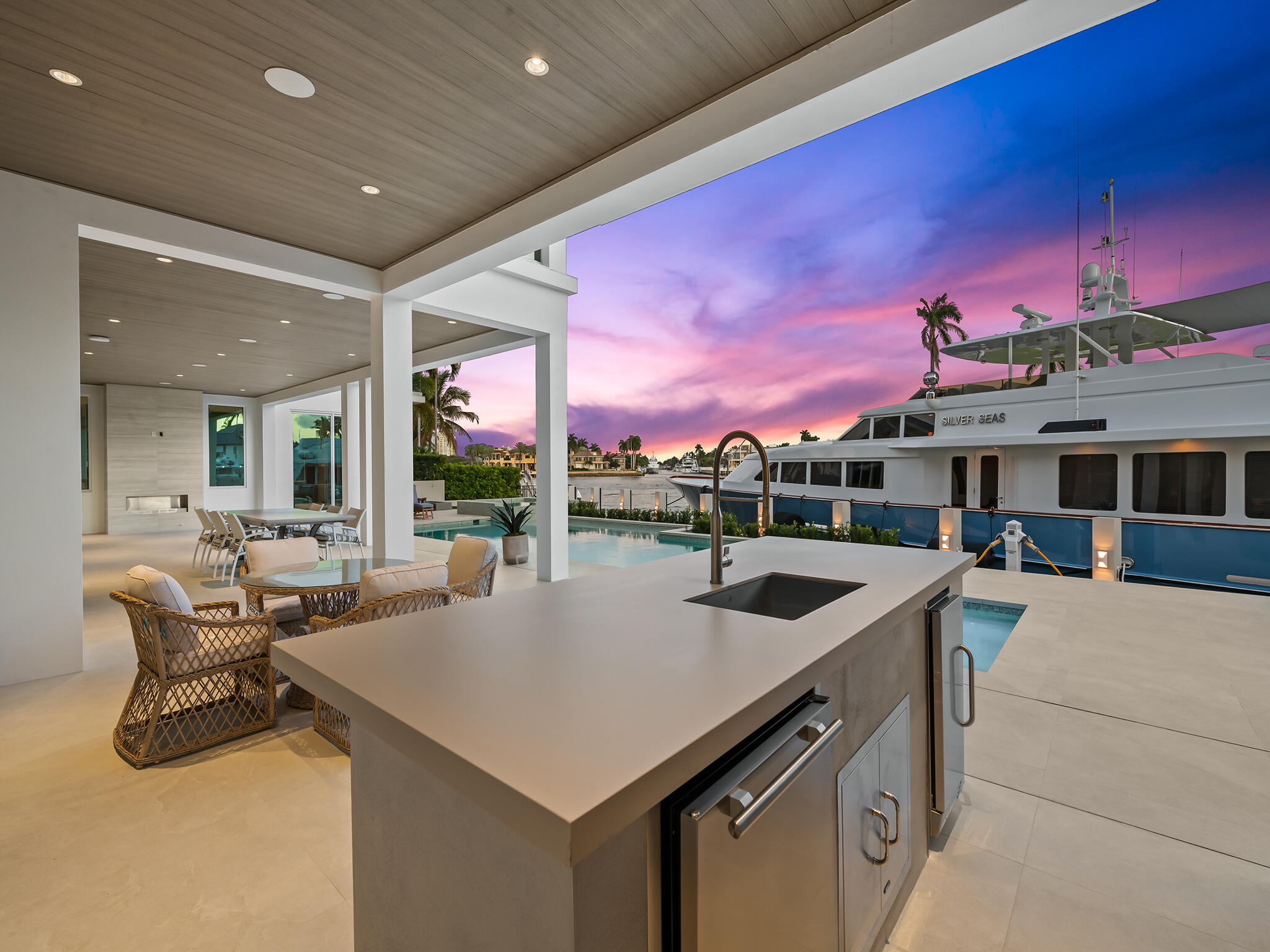 SUNRISE POINT - Residential